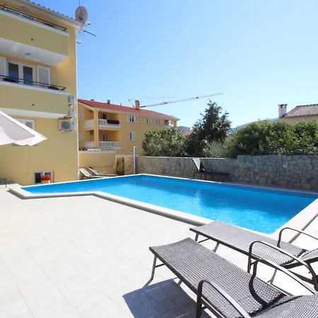 Apartamento Gemuetliche In Mit Gemeinsamem Pool Und Grill By Interhome *